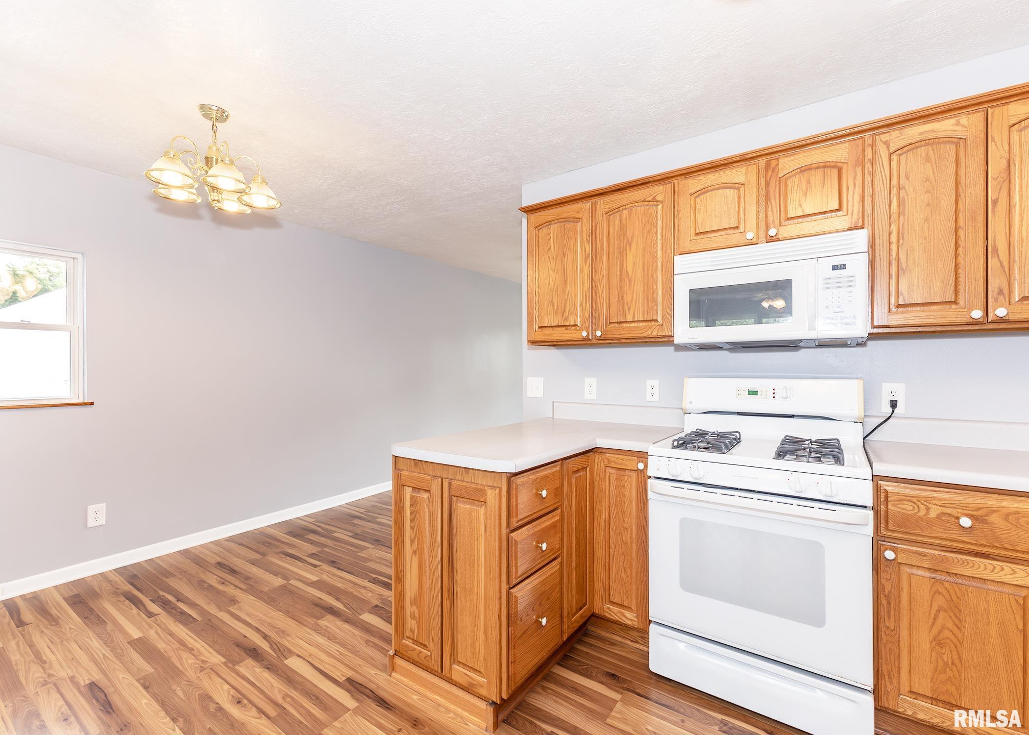 111 4th Street Colona, IL 61241 - Photo 8 of 38 Gallery Image 8
