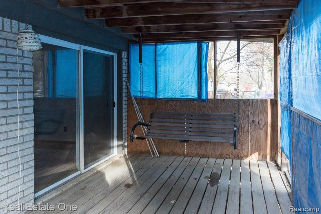 5080 Warmbriar Road White Lake, MI 48383 - Photo 18 of 26 5080WarmbriarRd-18.jpg