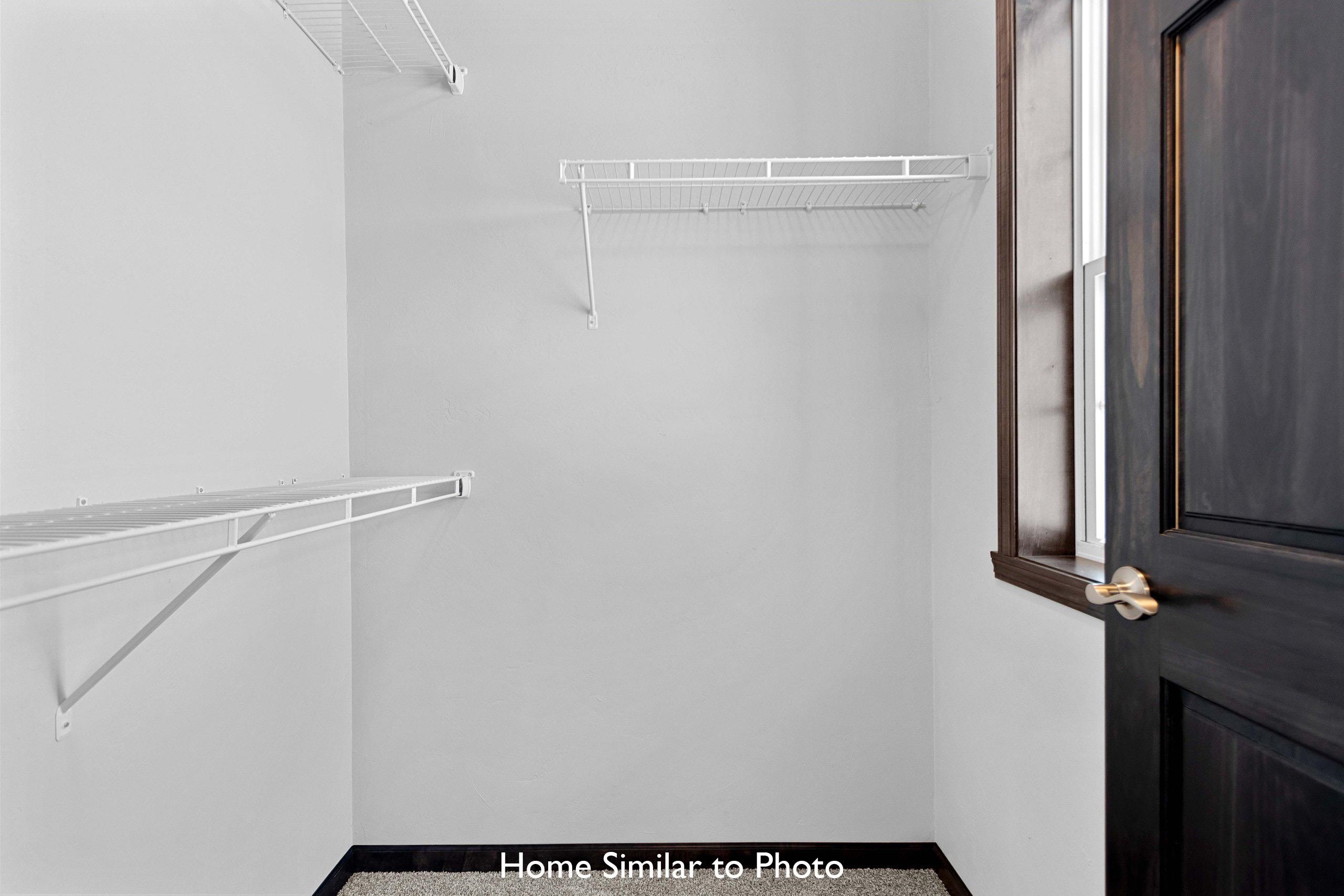 1015 Constellation Way Marinette, WI 54143 - Photo 16 of 27