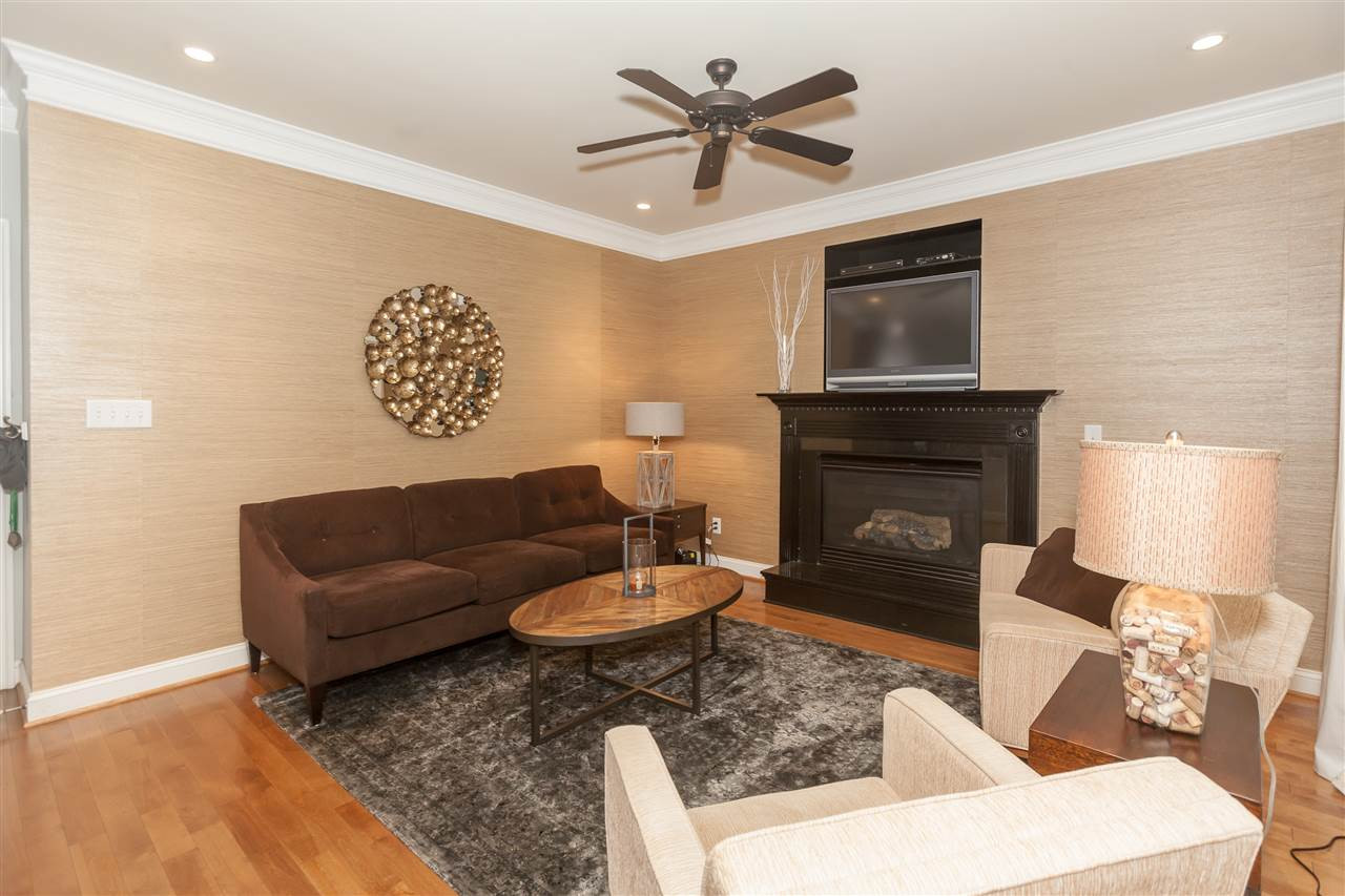 4315 Oakthorne Way Raleigh, NC 27613 - Photo 6 of 15 Photo 6
