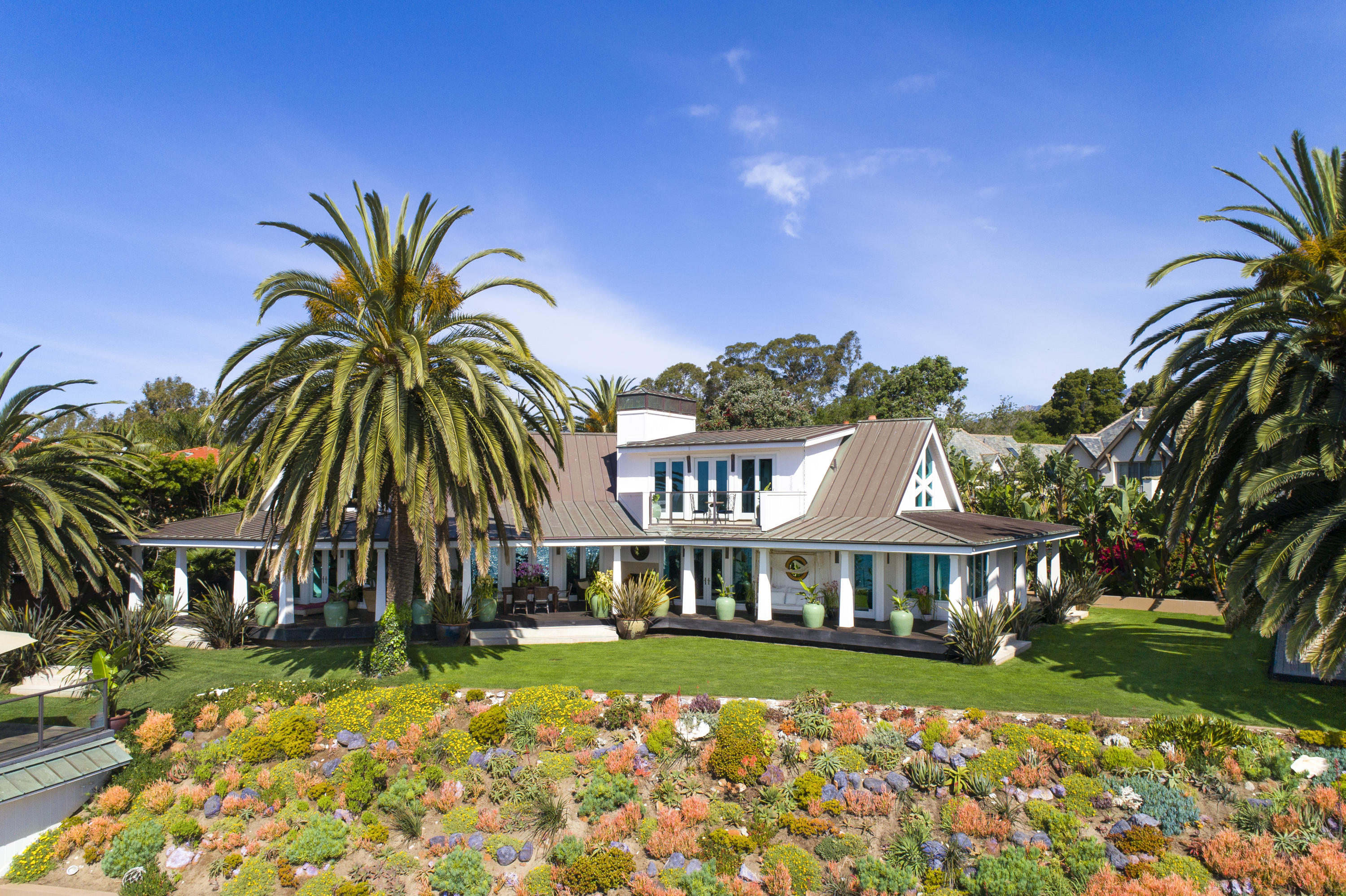 1491 Edgecliff Lane Montecito, CA 93108 - Photo 25 of 28 a front view of house with yard and green space