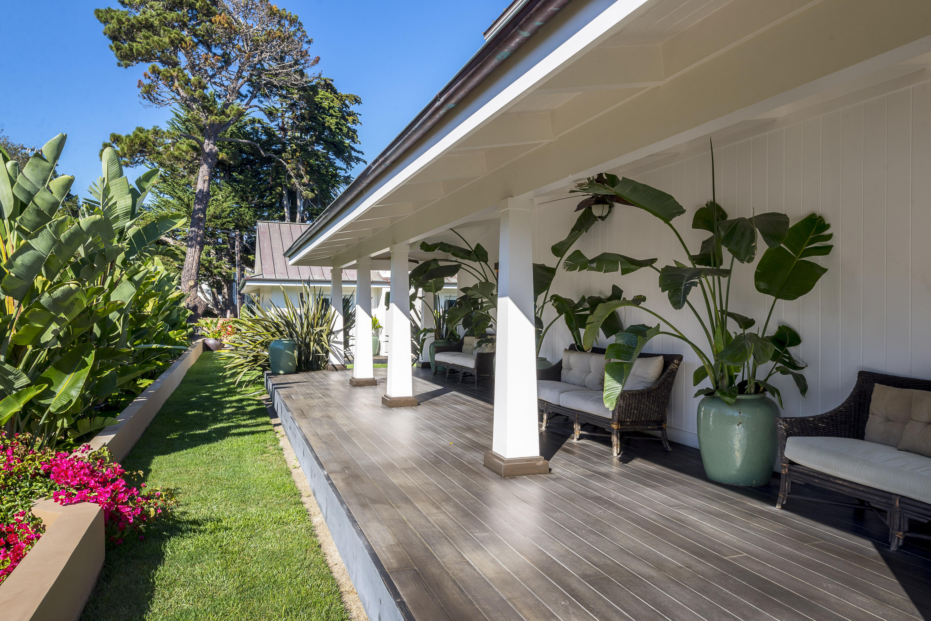 1491 Edgecliff Lane Montecito, CA 93108 - Photo 8 of 28