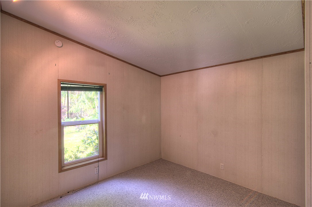 4409 Lyon Road Oak Harbor, WA 98277 - Photo 13 of 25 Gallery Image 13