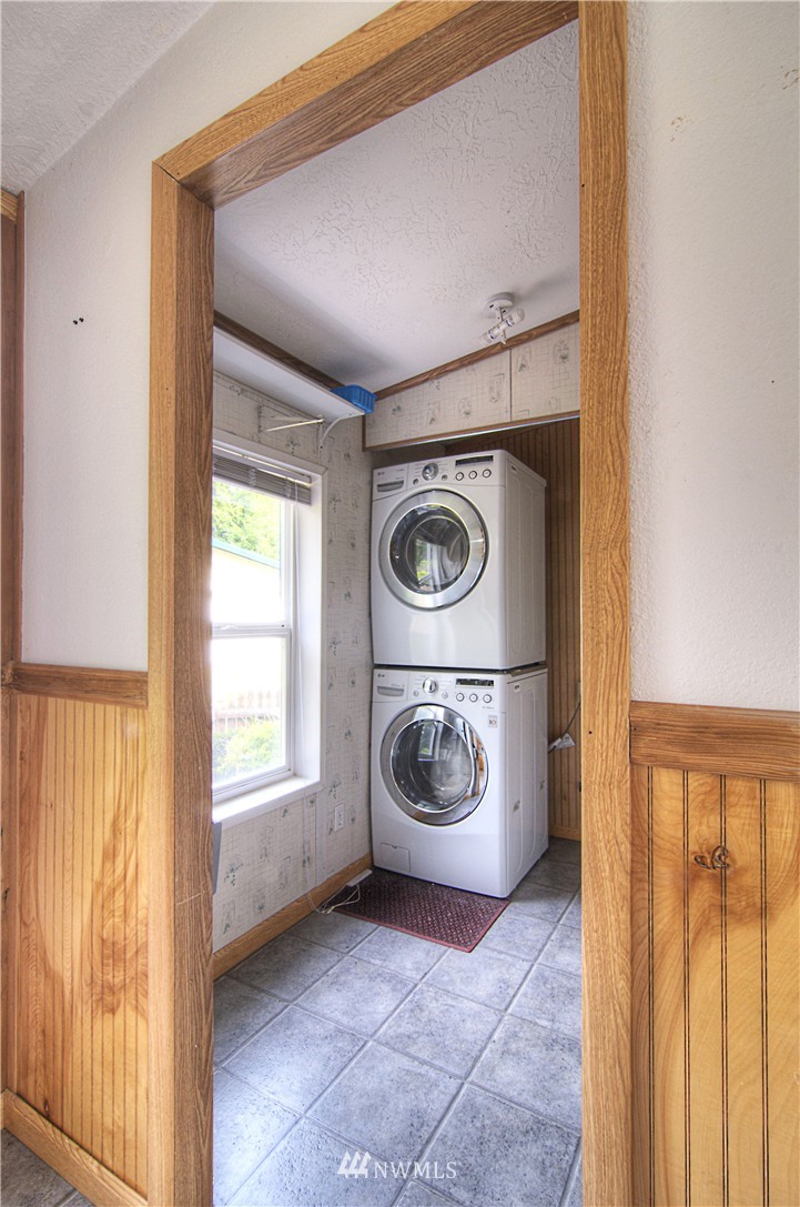 4409 Lyon Road Oak Harbor, WA 98277 - Photo 9 of 25 Gallery Image 9