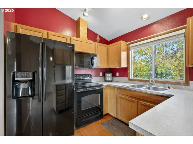 $450,000 | 39647 Pleasant Street, Sandy, OR 97055