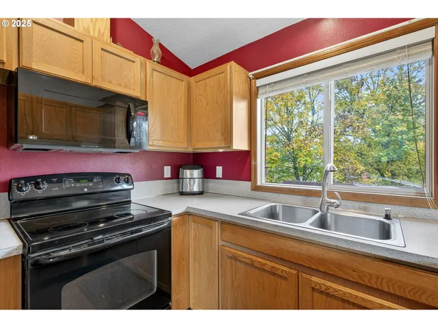 $450,000 | 39647 Pleasant Street, Sandy, OR 97055