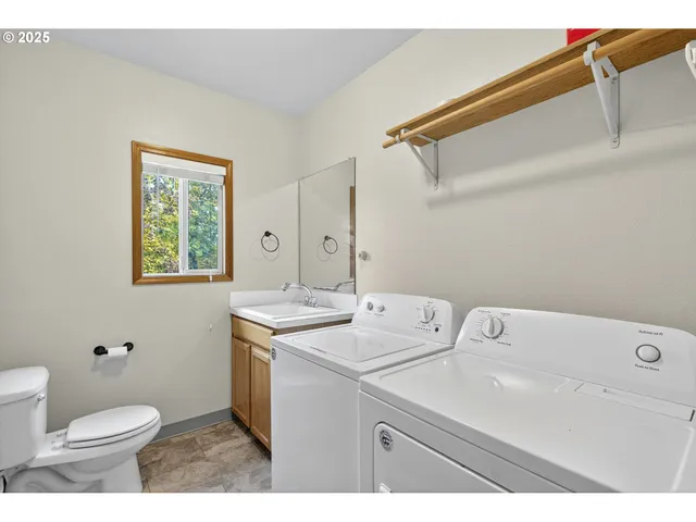 $450,000 | 39647 Pleasant Street, Sandy, OR 97055