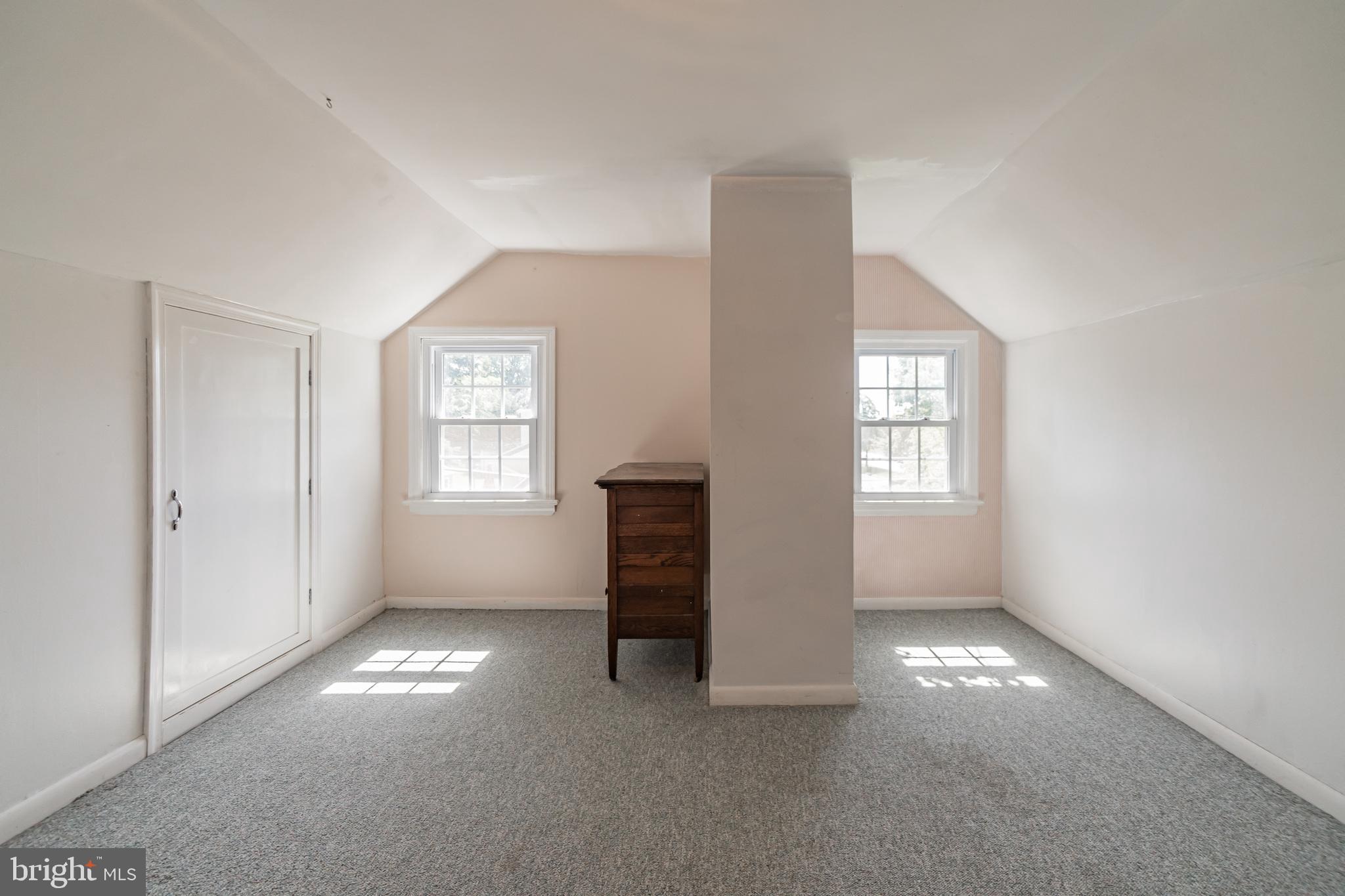 800-2 East Cathedral Road Philadelphia, PA 19128 - Photo 17 of 29