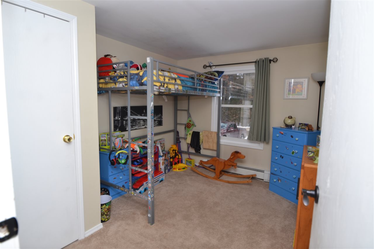 18 Case Road Nottingham, NH 03290 - Photo 24 of 35