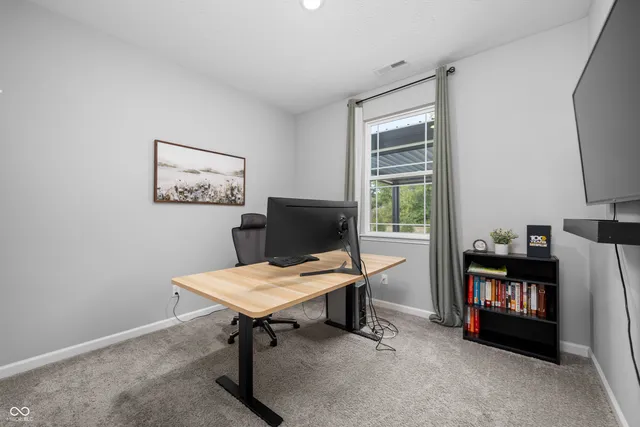 $524,999 | 7686 Rolling Green Drive, Plainfield, IN 46168