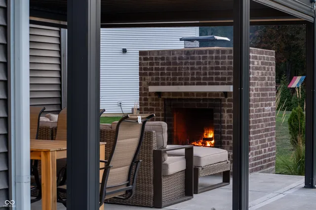 $524,999 | 7686 Rolling Green Drive, Plainfield, IN 46168