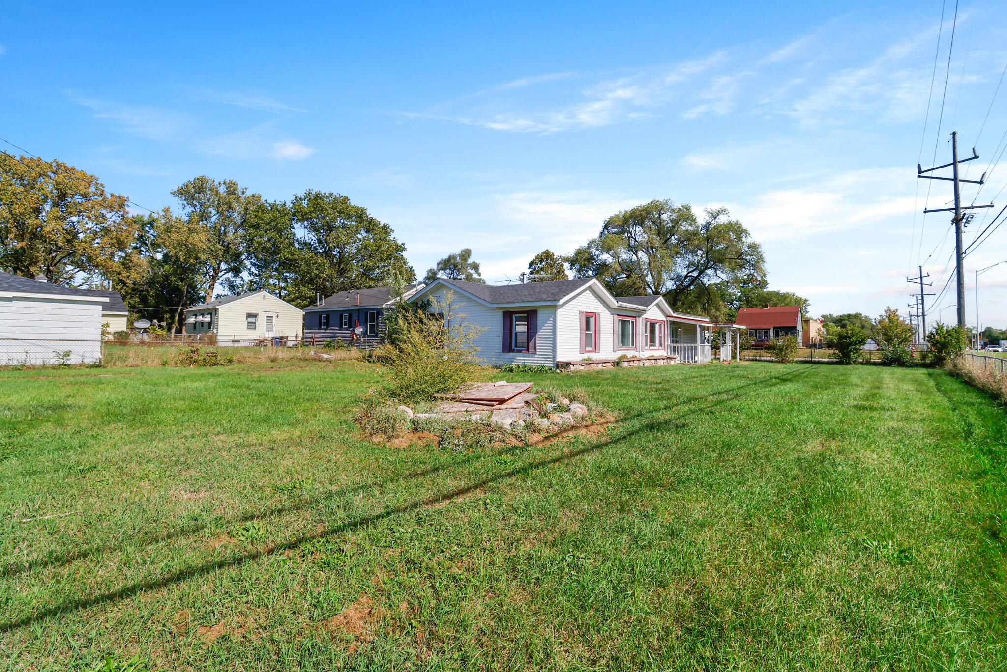 2936 East Ridge Road Lake Station, IN 46405 - Photo 18 of 19 2048x1368