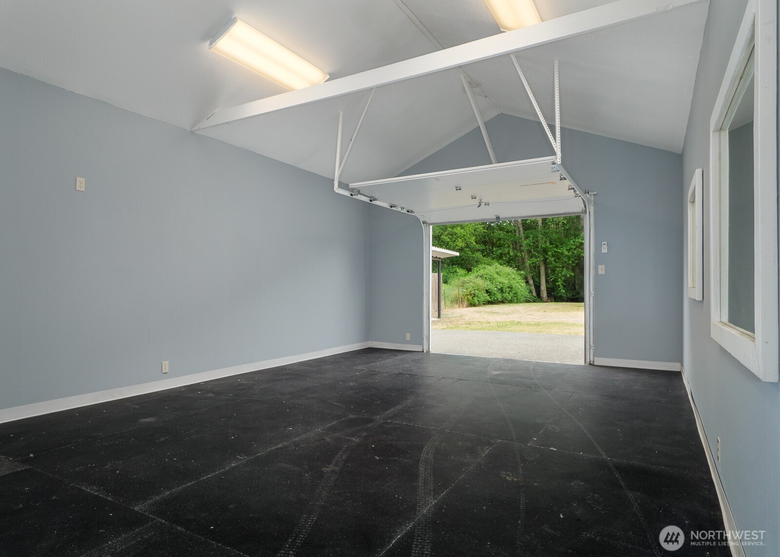 3360 Woodcock Road Sequim, WA 98382 - Photo 25 of 39