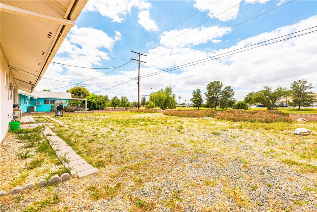 26500 Ridgemoor Road Sun City, CA 92586 - Photo 17 of 19 Gallery Image 17