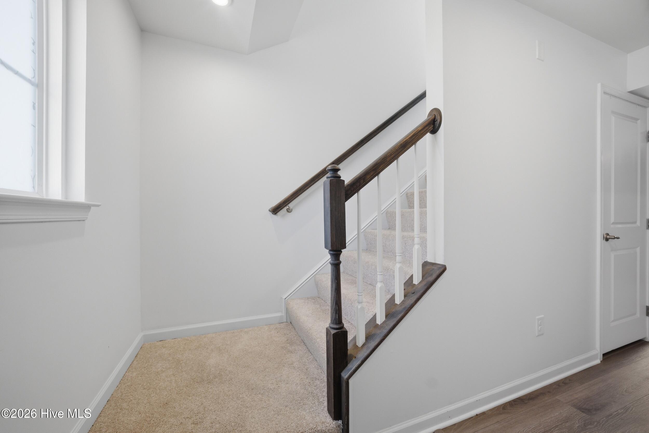 216 Sunny Lake Road Moyock, NC 27958 - Photo 22 of 37 Stairway