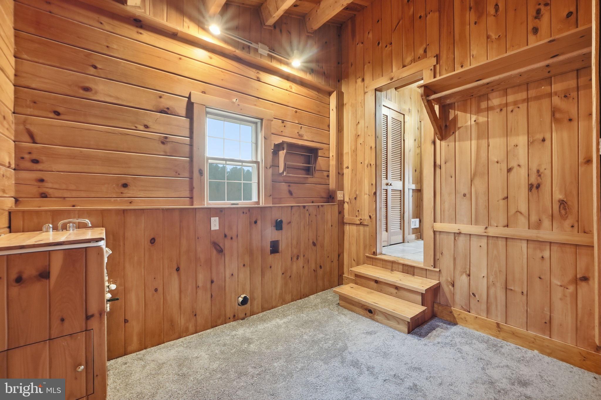 21142 Westerly Road Poolesville, MD 20837 - Photo 23 of 76 Laundry Area with a Sink!