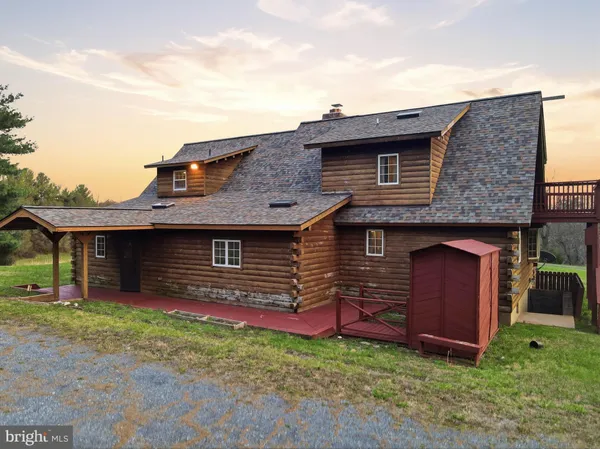 $999,900 | 21142 Westerly Road, Poolesville, MD 20837