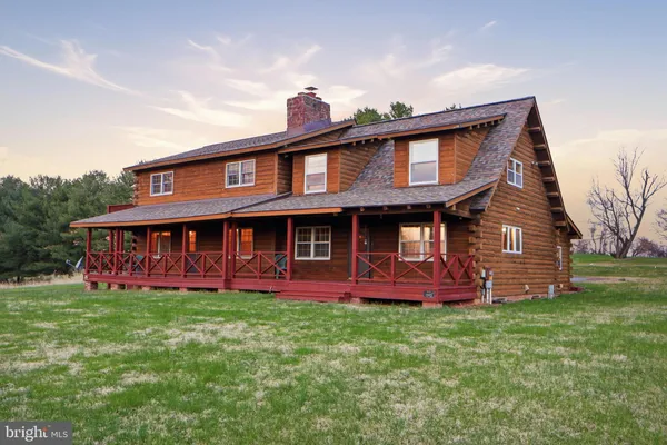 $999,900 | 21142 Westerly Road, Poolesville, MD 20837