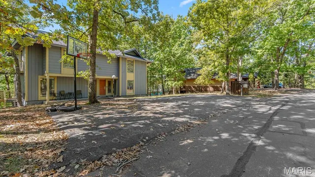$649,900 | 35 Walkers Cay Drive, Osage Beach, MO 65065