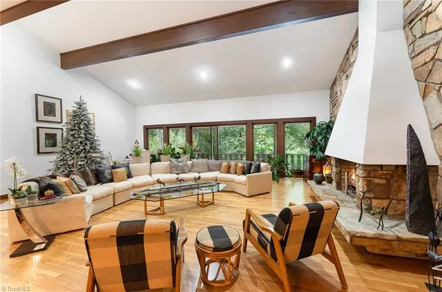 $830,000 | 565 Knob View Drive, Winston-Salem, NC 27104