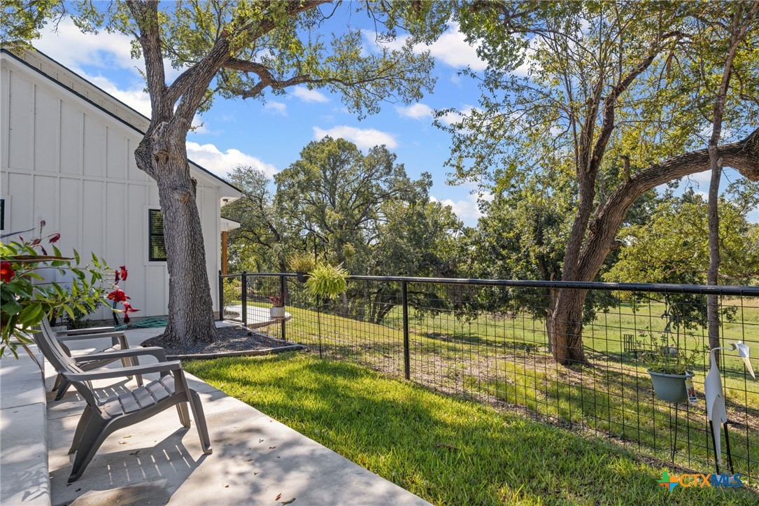 28099 Fm 2670 Killeen, TX 76549 - Photo 32 of 48 a swimming pool with outdoor seating and yard