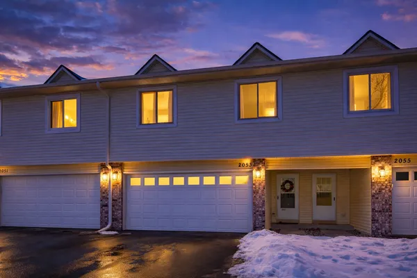 $285,000 | 2053 Edgerton Street, Maplewood, MN 55117