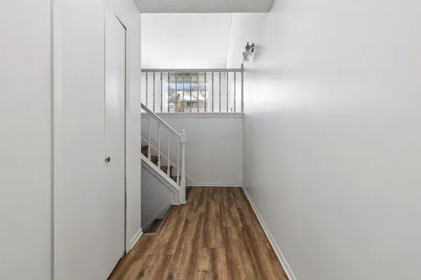 $285,000 | 2053 Edgerton Street, Maplewood, MN 55117