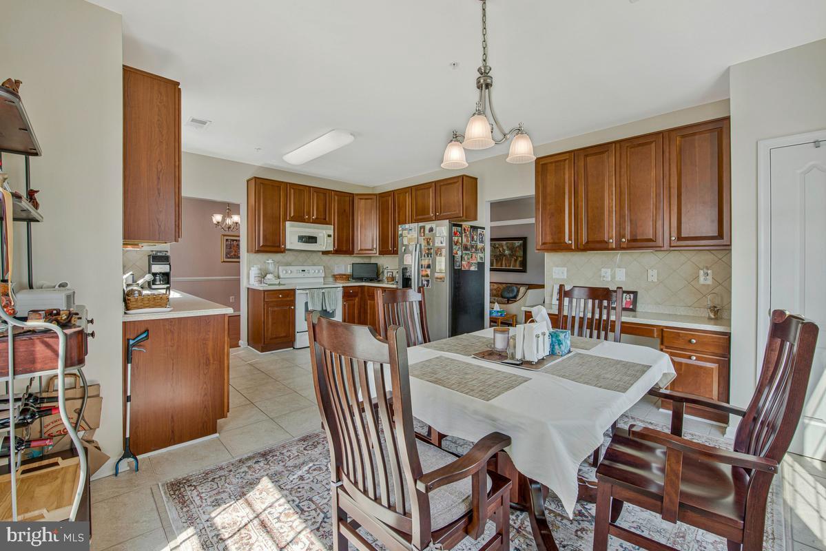7335 Brookview Road, Unit 303 Elkridge, MD 21075 - Photo 13 of 50 Kitchen Area