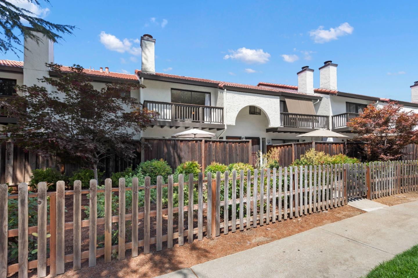 754 Gettysburg Way Gilroy, CA 95020 - Photo 2 of 56 a front view of house having yard