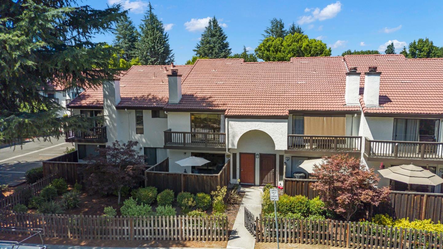 754 Gettysburg Way Gilroy, CA 95020 - Photo 46 of 56 a front view of house