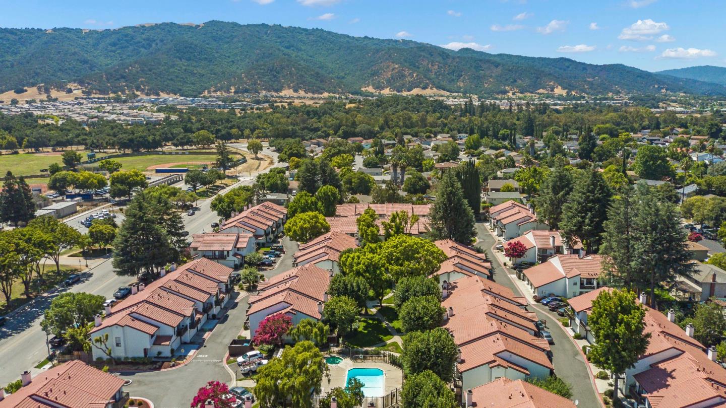754 Gettysburg Way Gilroy, CA 95020 - Photo 51 of 56 an aerial view of residential houses with outdoor space and river