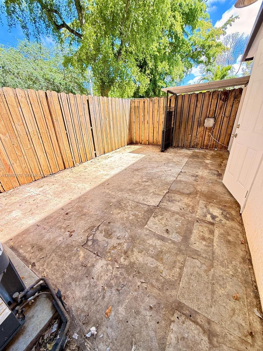 3301 Raleigh Street, Unit 4D Hollywood, FL 33021 - Photo 18 of 18 Gallery Image 18