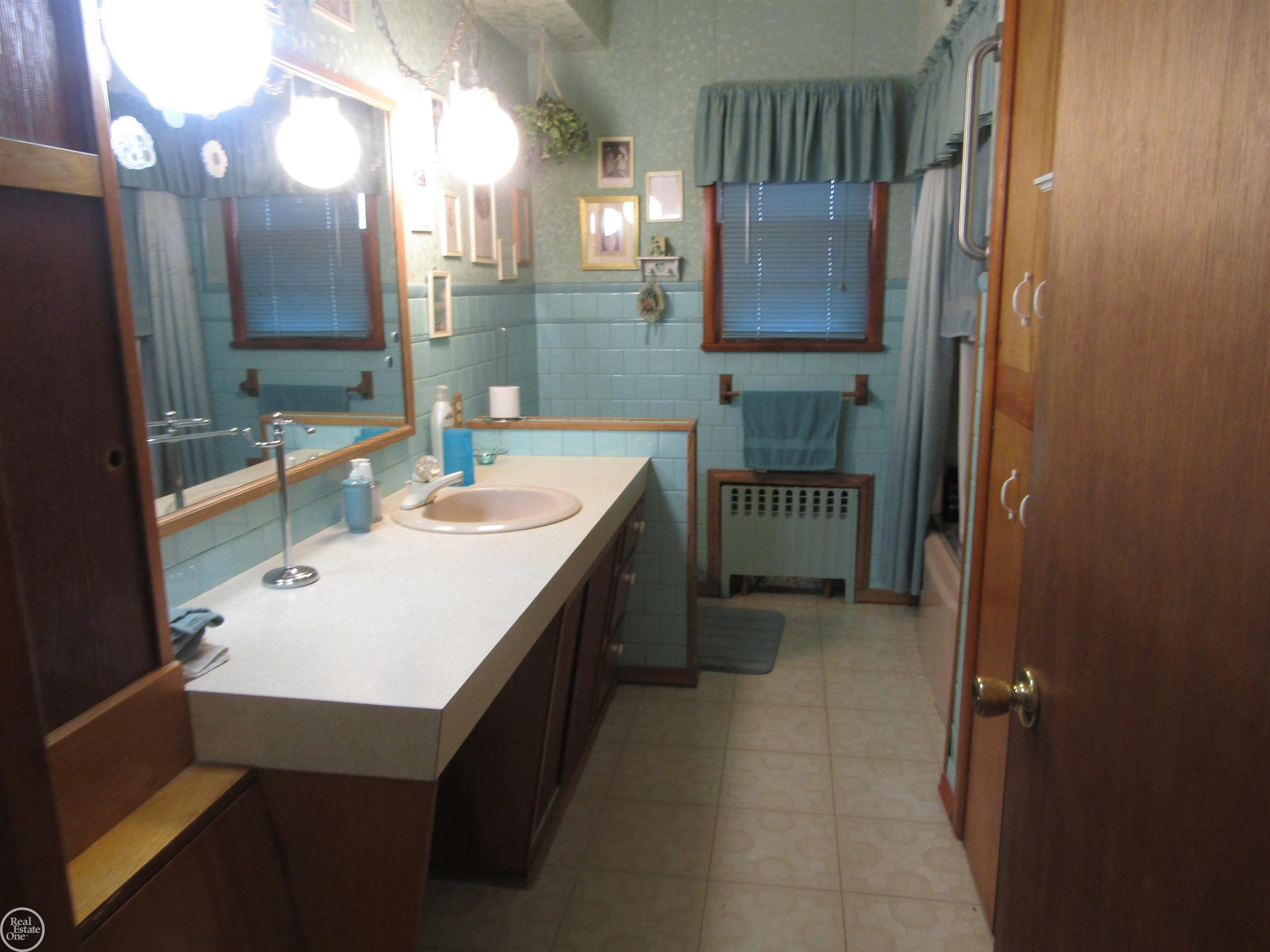 14870 Sharrard Road Allenton, MI 48002 - Photo 9 of 29