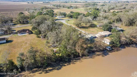 $34,000 | 19500 Highway 182, Jeanerette, LA 70544
