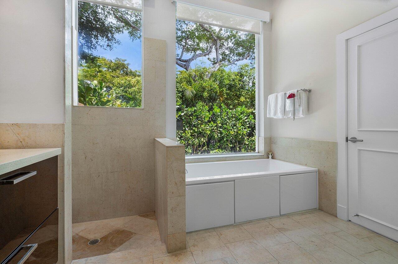 6648 Northwest 23rd Terrace Boca Raton, FL 33496 - Photo 16 of 36 primary bath