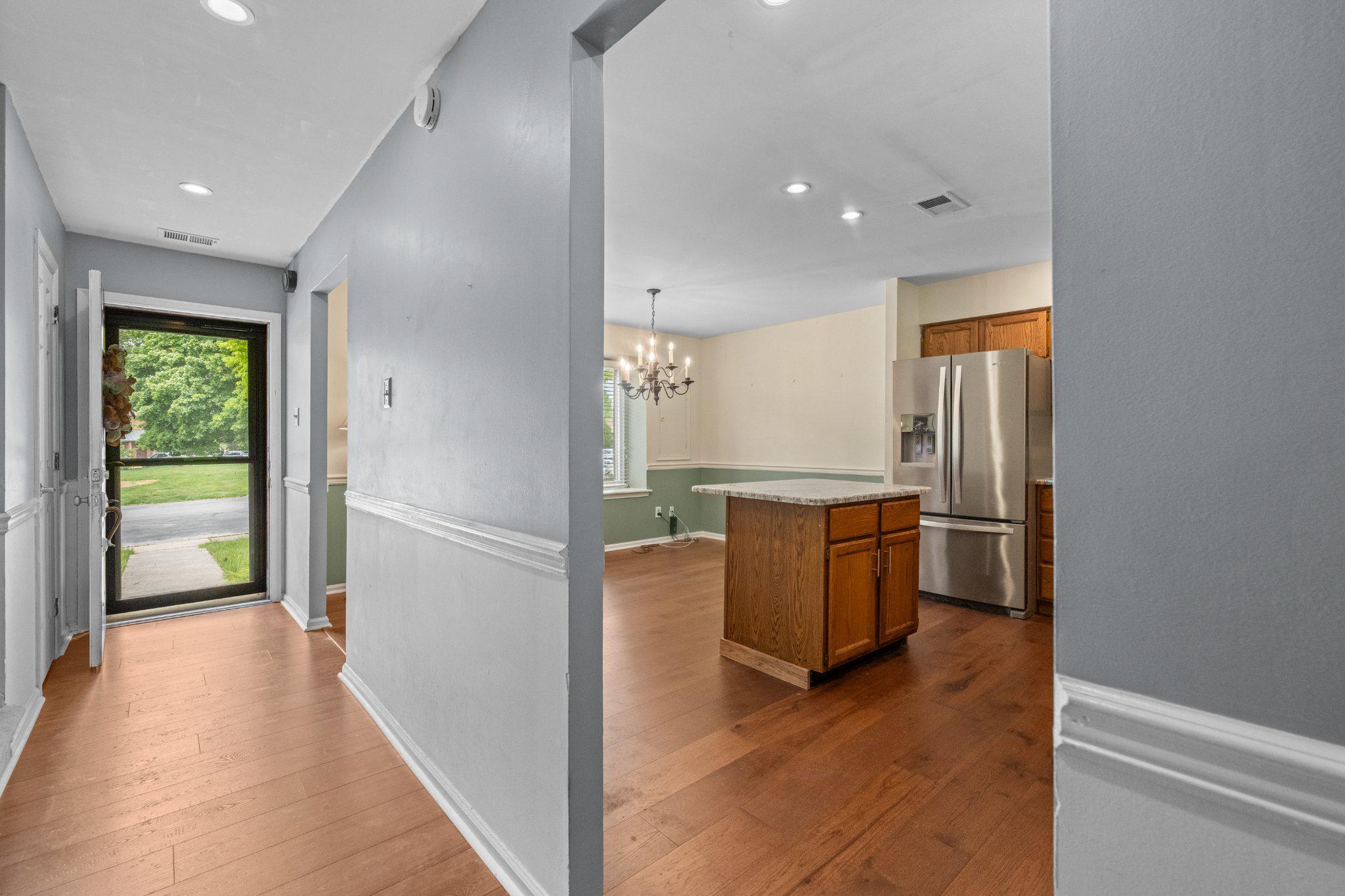 117 Talgrath Court Exton, PA 19341 - Photo 4 of 26 Entryway and Kitchen