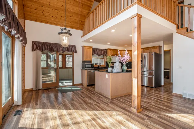 $650,000 | 8440 Felch Avenue, Newaygo, MI 49337