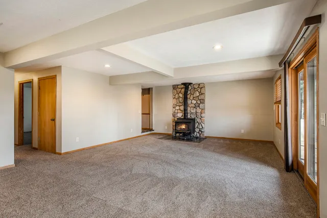 $650,000 | 8440 Felch Avenue, Newaygo, MI 49337