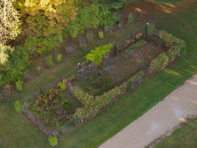 $650,000 | 8440 Felch Avenue, Newaygo, MI 49337