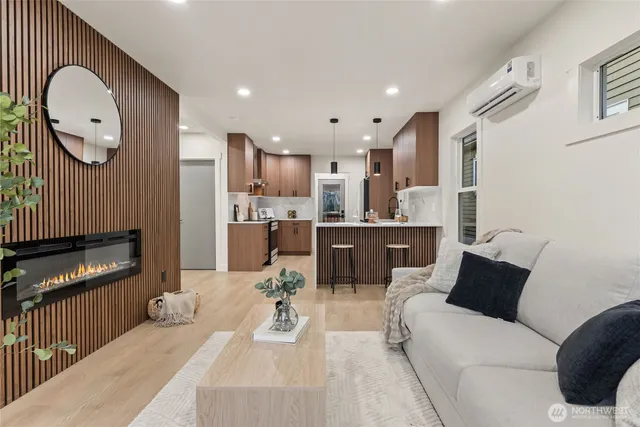 $935,000 | 146 Northwest 79th Street, Seattle, WA 98117