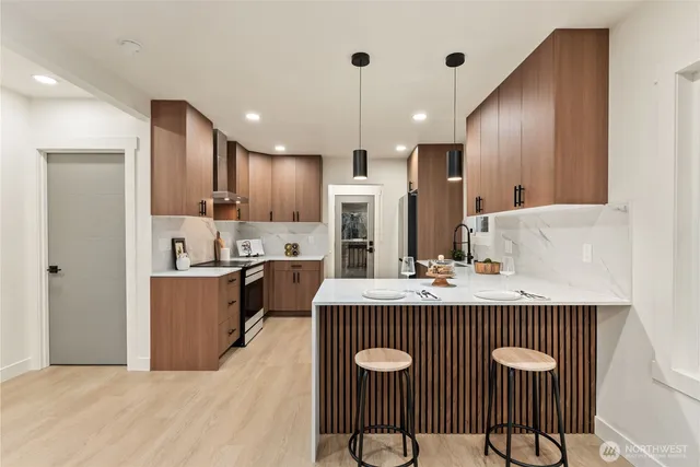 $935,000 | 146 Northwest 79th Street, Seattle, WA 98117