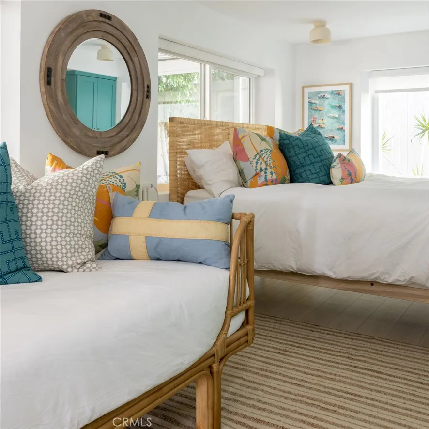 267 Myrtle Street Laguna Beach, CA 92651 - Photo 2 of 7 a living room with furniture and a wooden floor