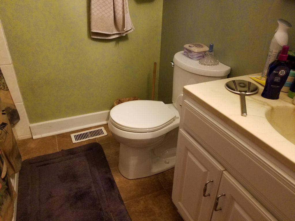 1720 Jessamine Road Charleston, SC 29407 - Photo 9 of 12 bathroom