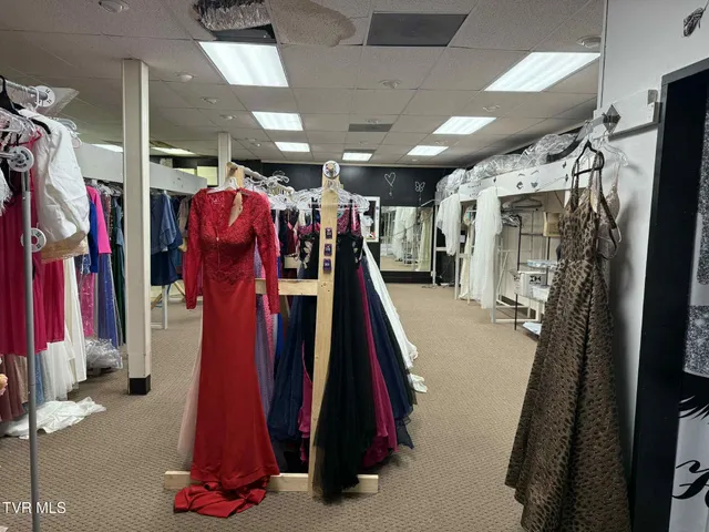 $269,900 | 510 Wood Avenue East, Big Stone Gap, VA 24219