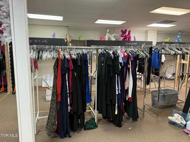 $269,900 | 510 Wood Avenue East, Big Stone Gap, VA 24219