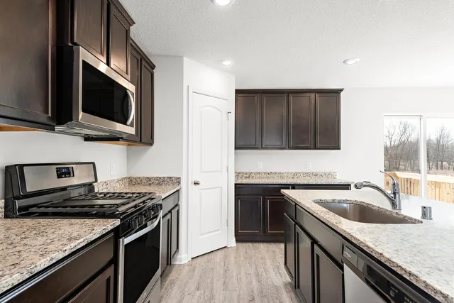 $319,900 | 1023 White Tail Lane, Montrose, MN 55363