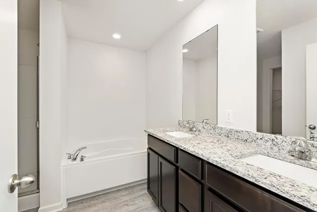 $319,900 | 1023 White Tail Lane, Montrose, MN 55363