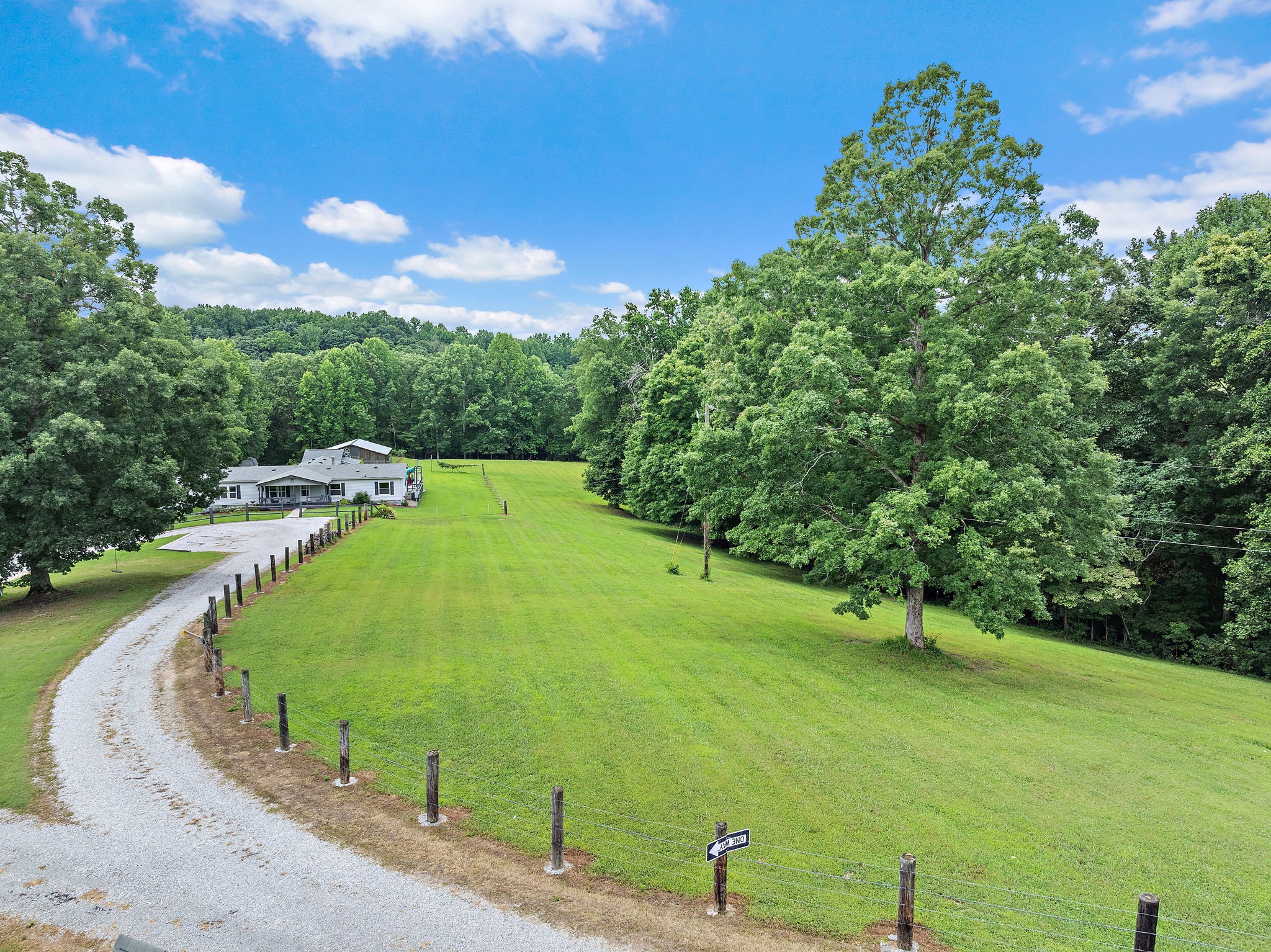 1333 Roberts Road Goodlettsville, TN 37072 - Photo 11 of 20 Gallery Image 11