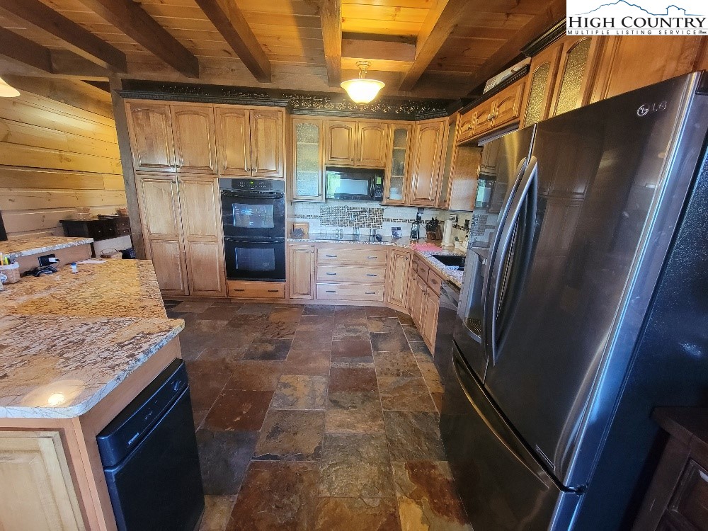 7406 Pipers Gap Road Galax, VA 24333 - Photo 18 of 50 Gallery Image 18