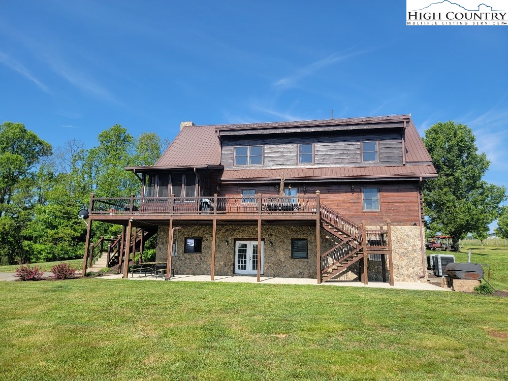 7406 Pipers Gap Road Galax, VA 24333 - Photo 4 of 50 Gallery Image 4